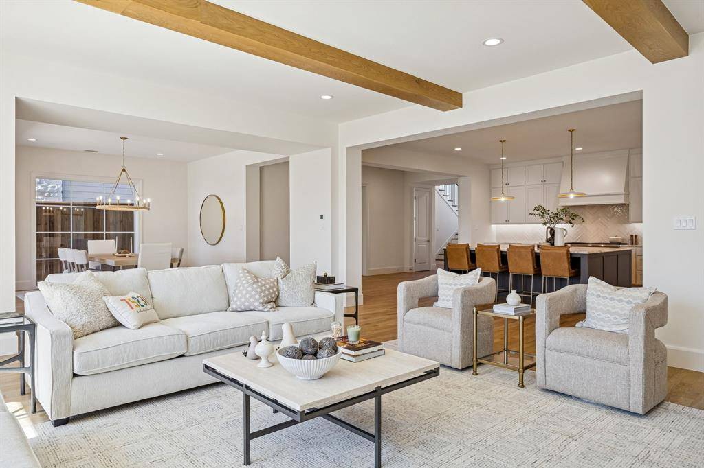 9514 Still Creek Lane, Dallas, TX 75238