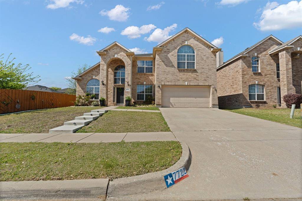 7722 Labrador Drive, Arlington, TX 76002