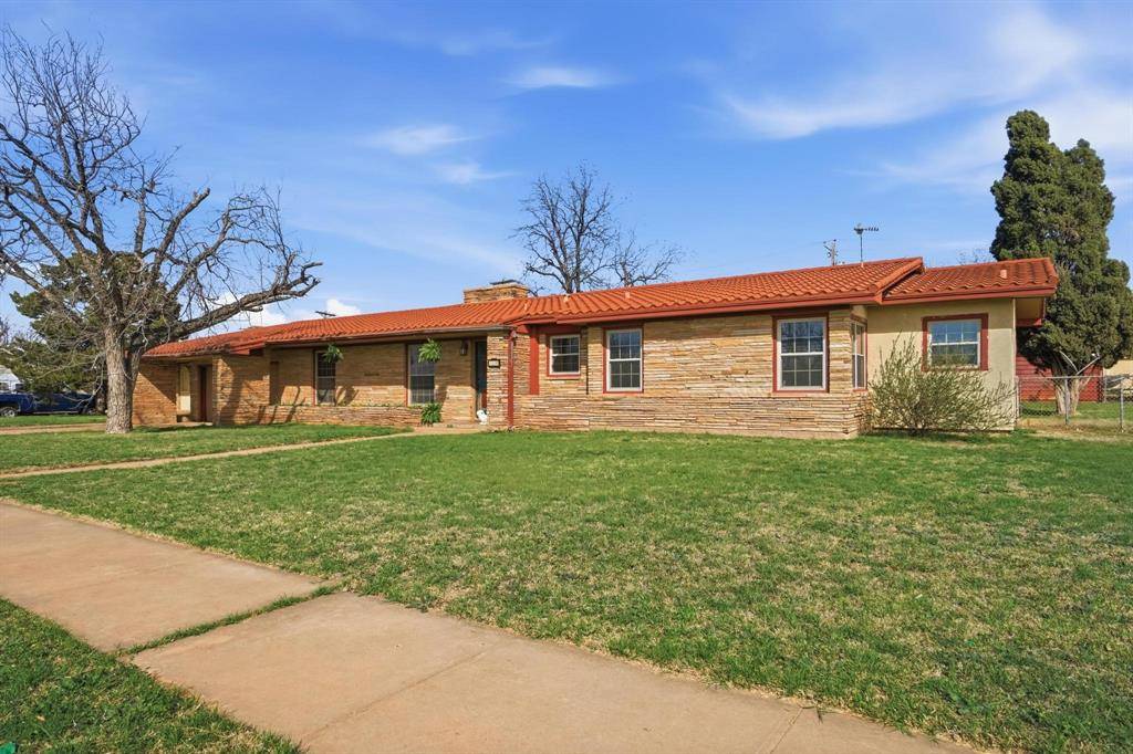 1331 Avenue O, Anson, TX 79501