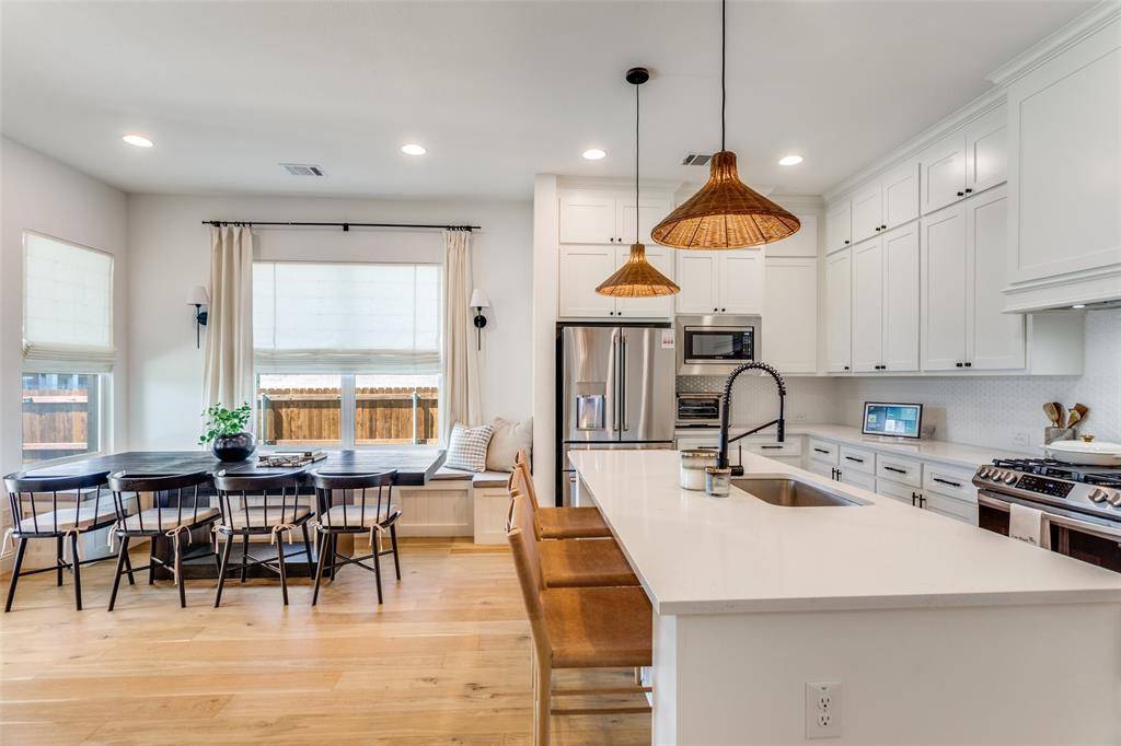 101 W Furlong, Willow Park, TX 76087