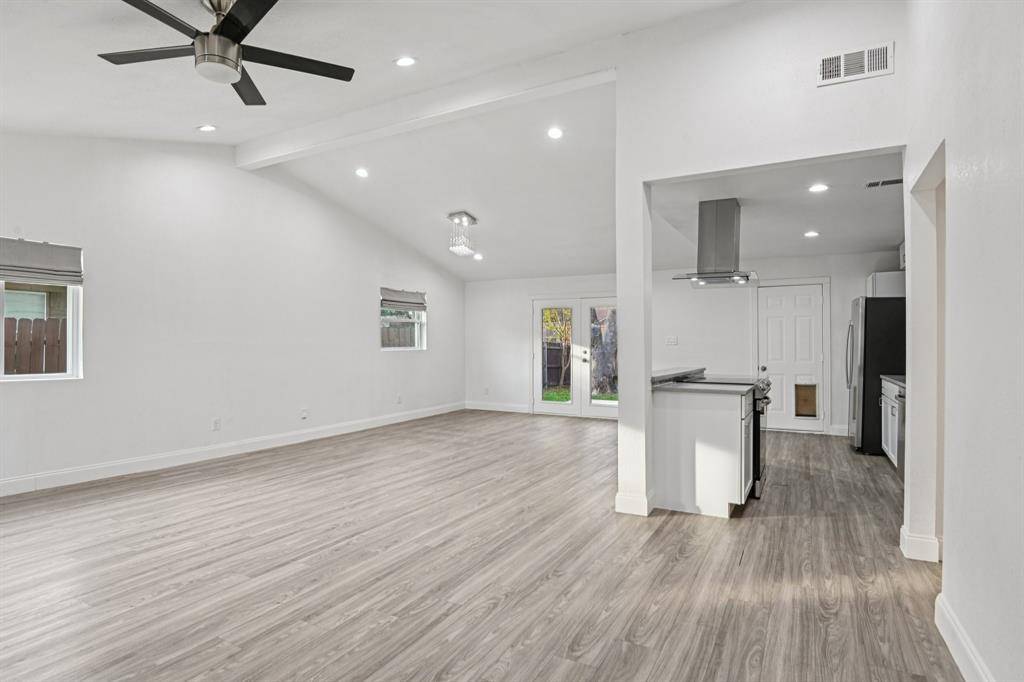 3035 Townsend Drive, Dallas, TX 75229