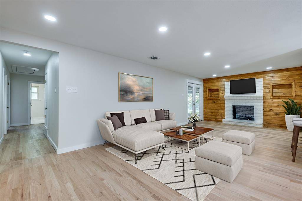 8494 Swift Avenue, Dallas, TX 75228