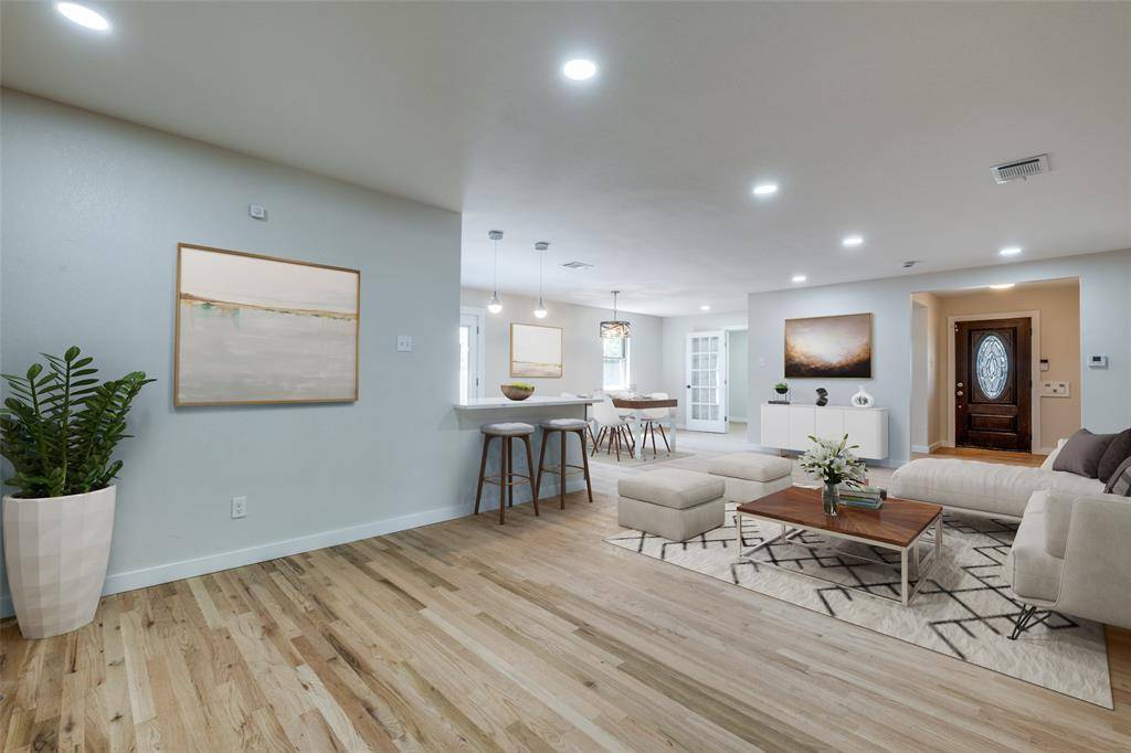 8494 Swift Avenue, Dallas, TX 75228