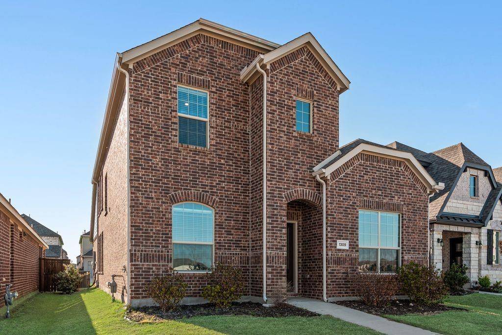 1309 Canuela Way, Justin, TX 76247