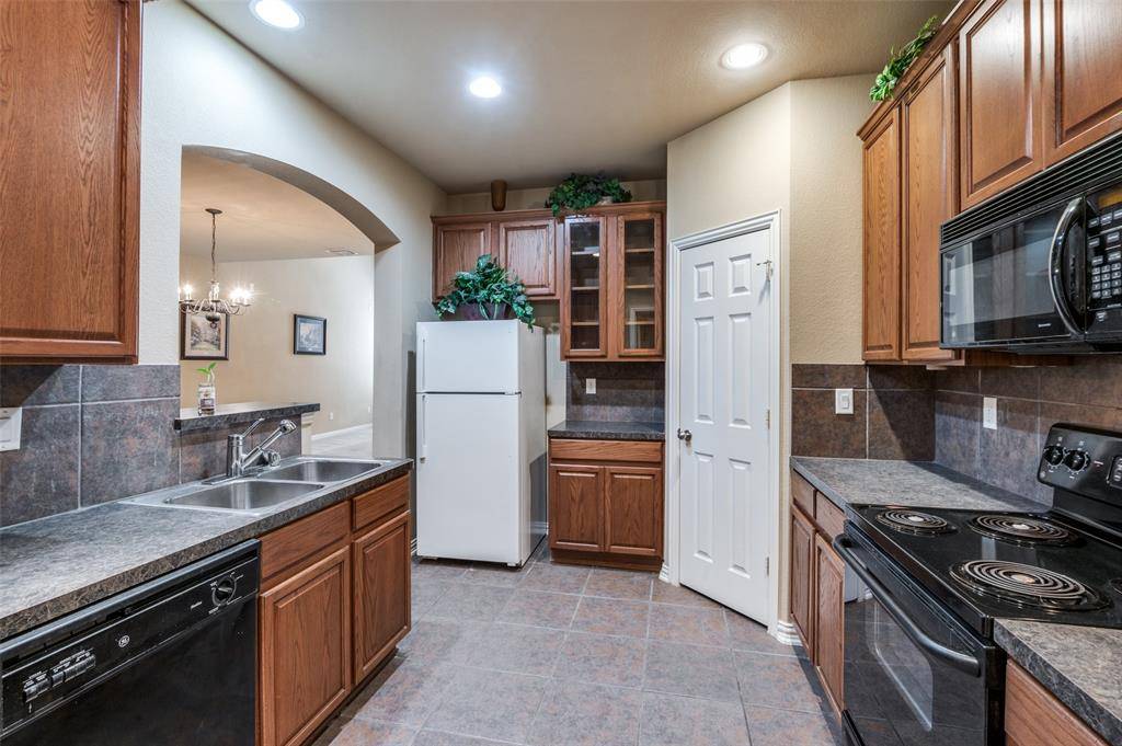 1840 Branch Trail, Carrollton, TX 75007