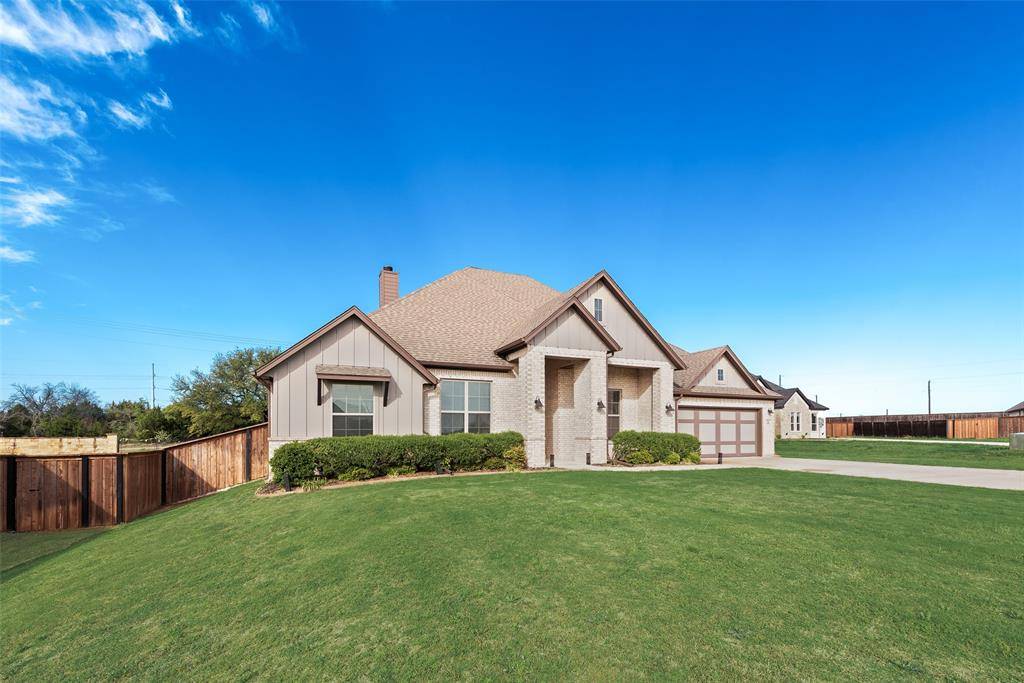 101 Oxford Court, Weatherford, TX 76088