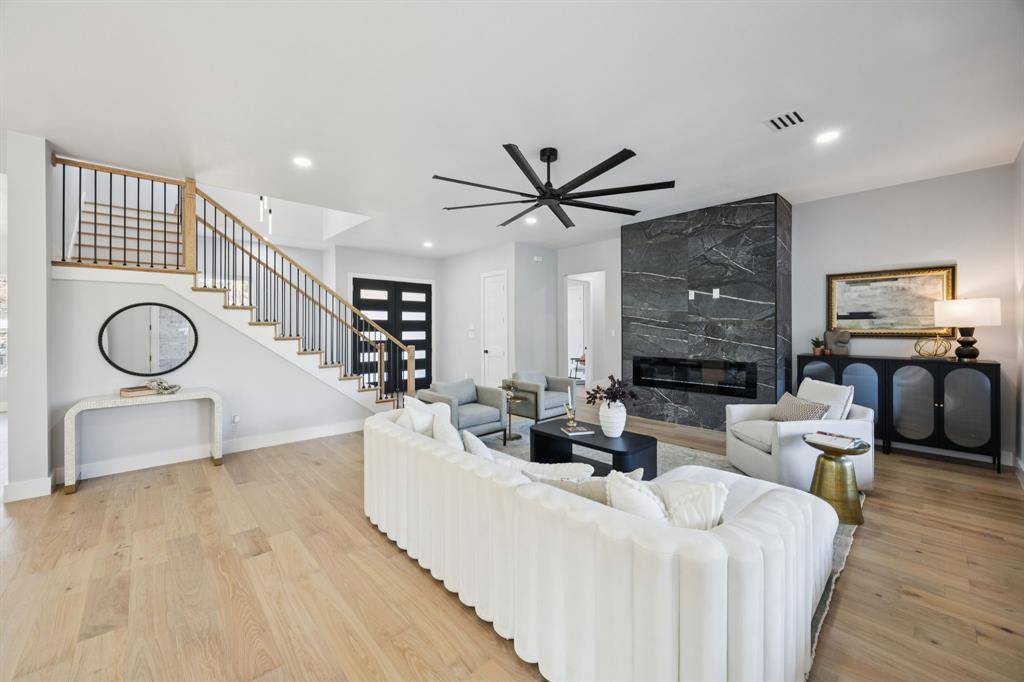 2415 Valley View Drive, Cedar Hill, TX 75104