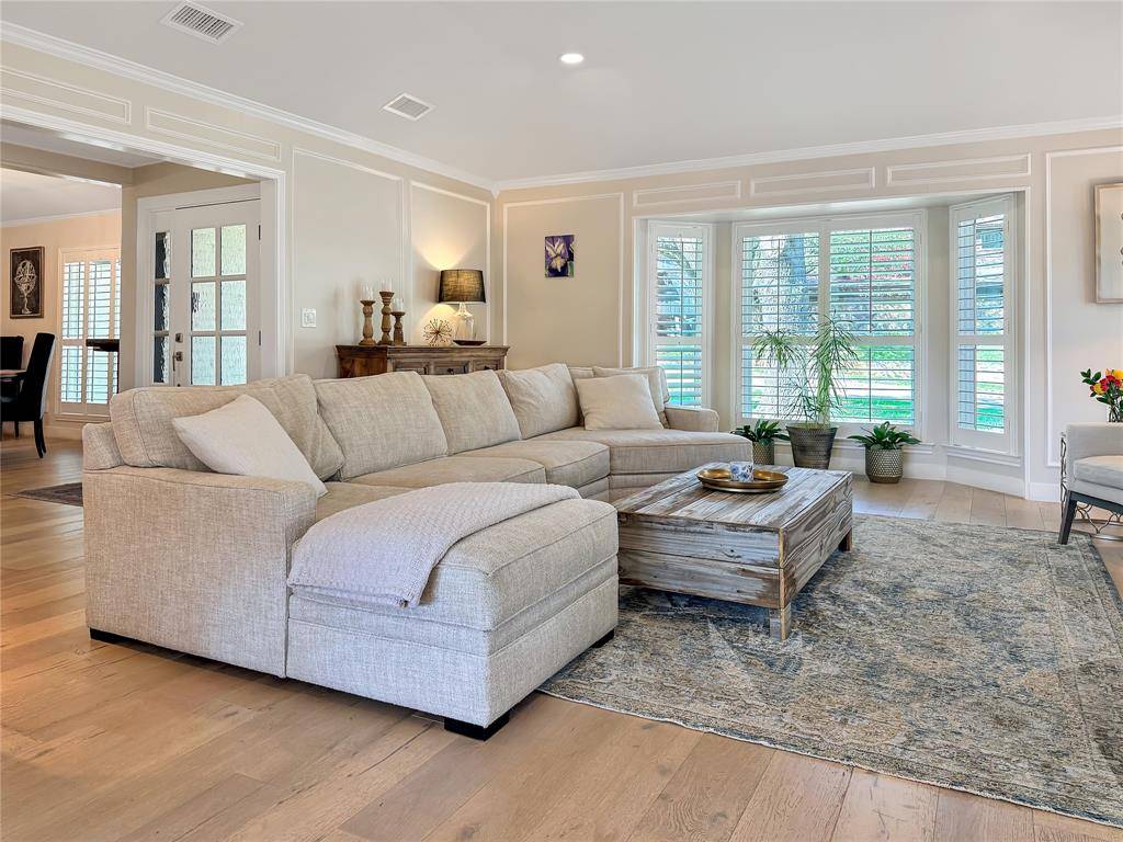 213 Canyon Valley Drive, Richardson, TX 75080