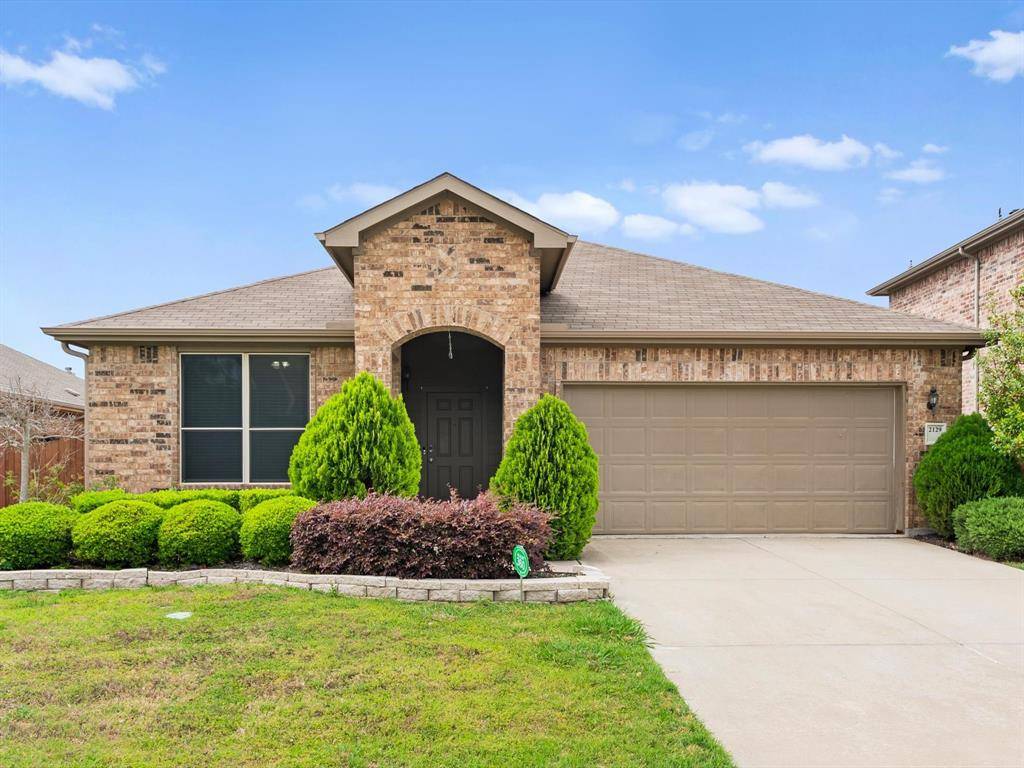 2129 Brenham Drive, Heartland, TX 75126