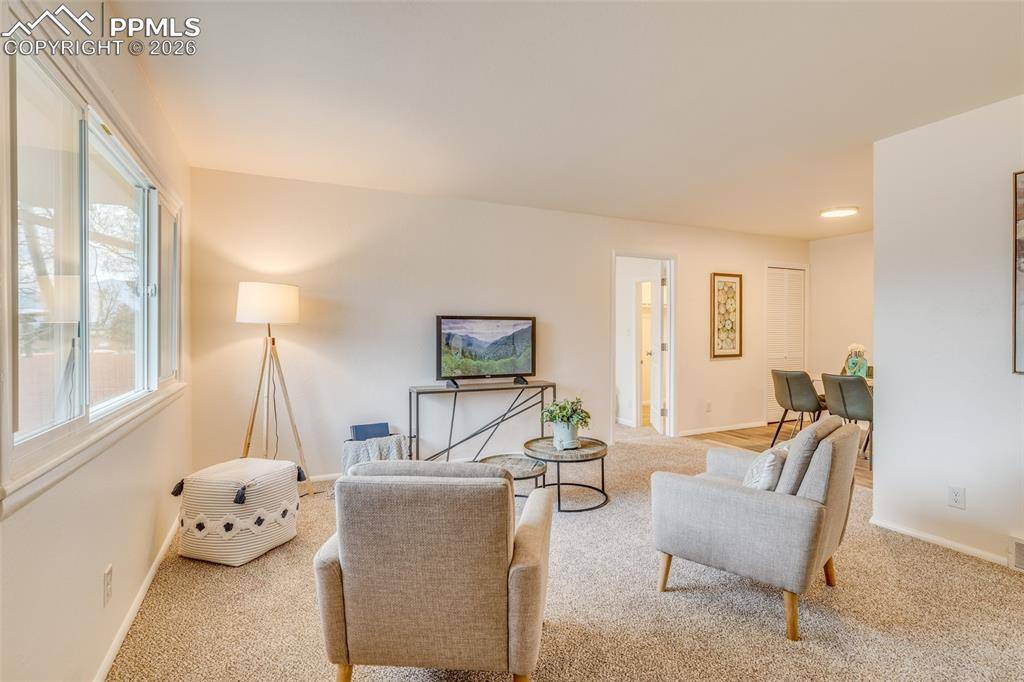 2838 Merry LN, Colorado Springs, CO 80909