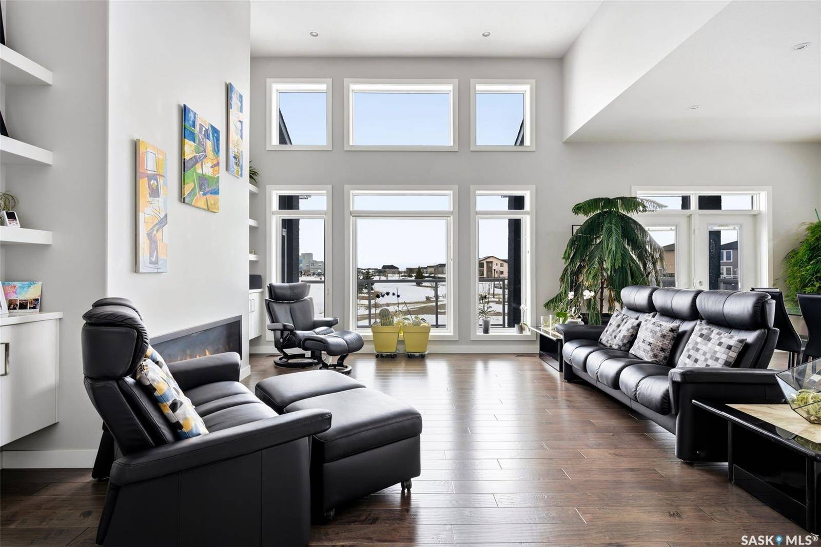 4822 Green View CRESCENT E, Regina, SK S4V 3P2