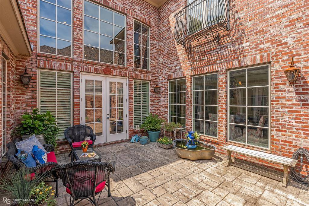 12 Chez Moi Drive, Bossier City, LA 71111