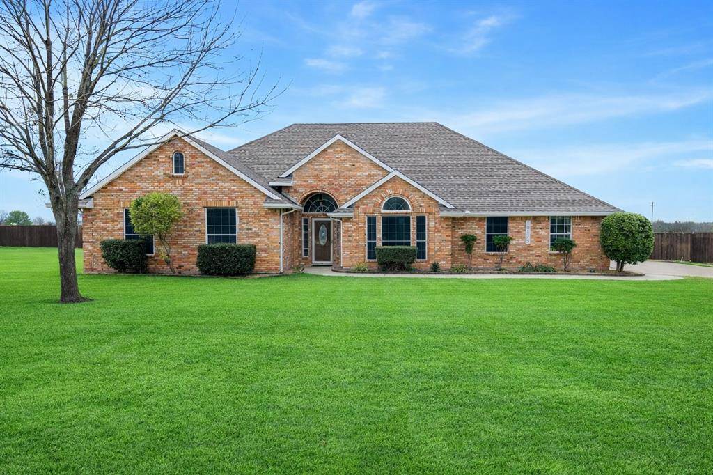 10123 W Clover Lane, Forney, TX 75126