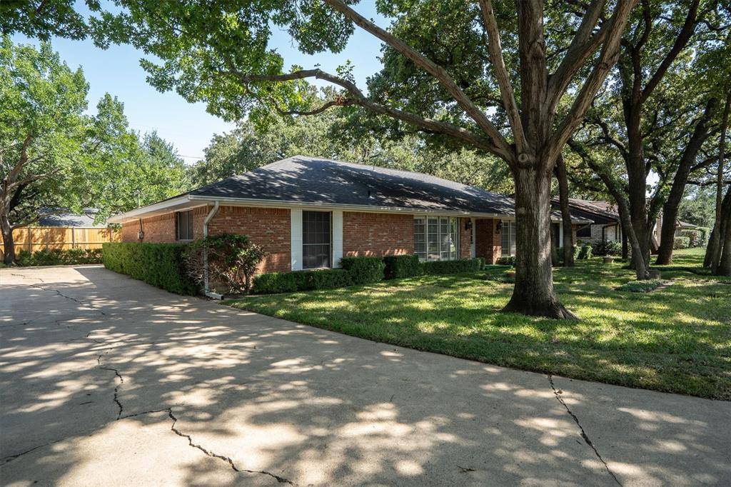 1604 Oak Meadow Drive, Irving, TX 75061