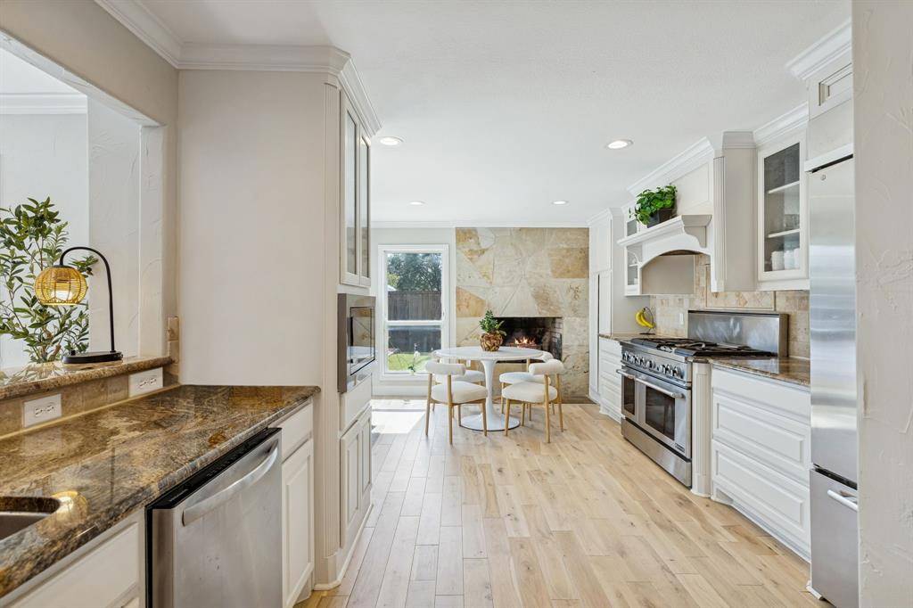 7040 Oakbluff Drive, Dallas, TX 75254