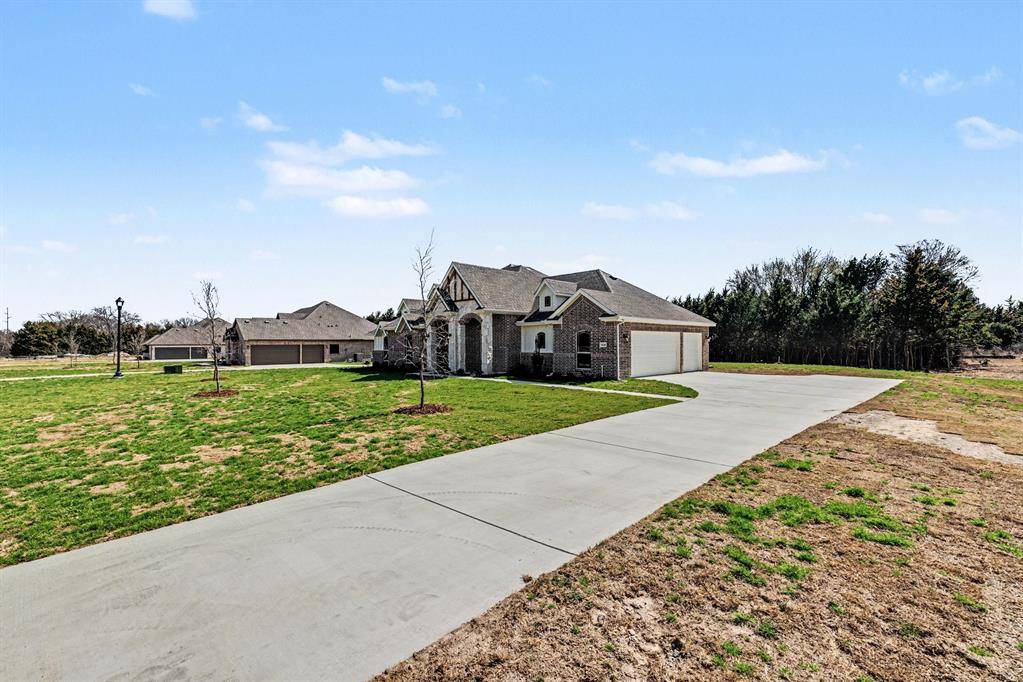 7020 Southrock Drive, Midlothian, TX 76065