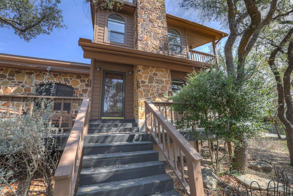 1560 Roadrunner Lane, Canyon Lake, TX 78133