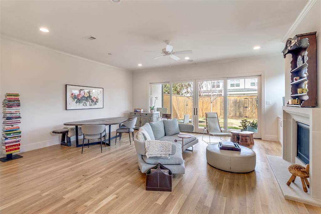 4621 Cowan Avenue, Dallas, TX 75209