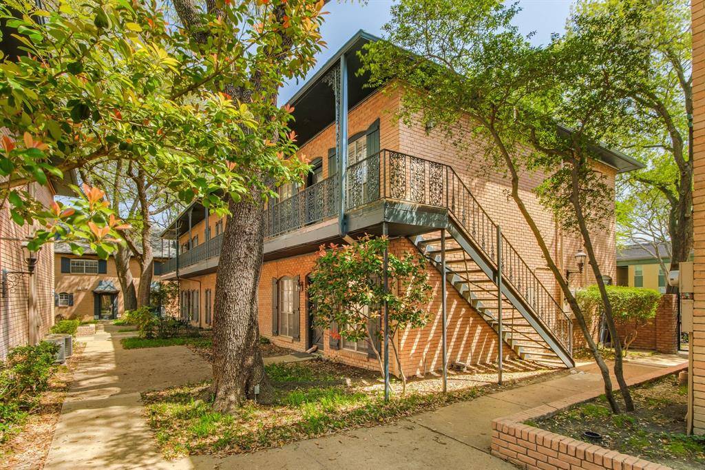 6023 E University Boulevard #204, Dallas, TX 75206