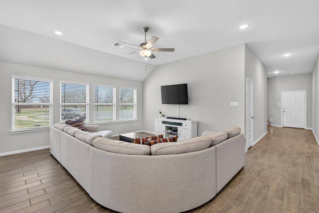 7613 Poplar Drive, Denton, TX 76226