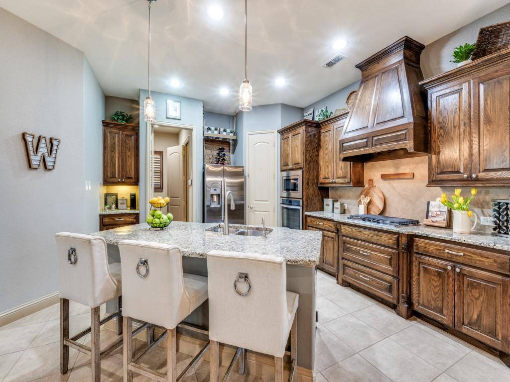 4612 Brookside Drive, Denton, TX 76226