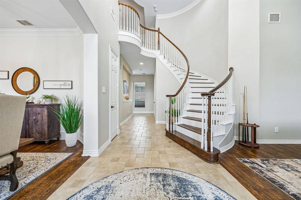 808 Edgewood Drive, Keller, TX 76248