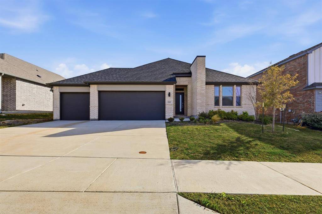 1212 Nuevo Rancho Lane, Fort Worth, TX 76052