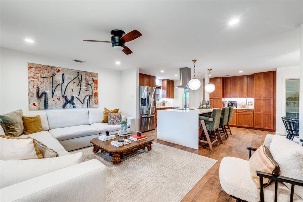 8912 Covey Court, Dallas, TX 75238