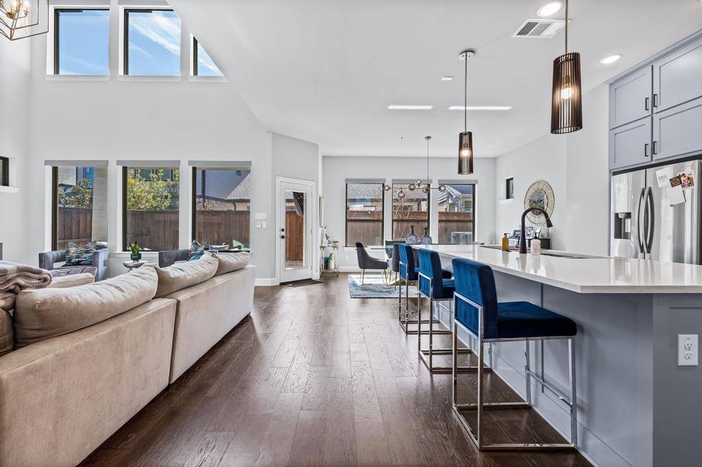 3448 Rosebud Park Lane, Dallas, TX 75229