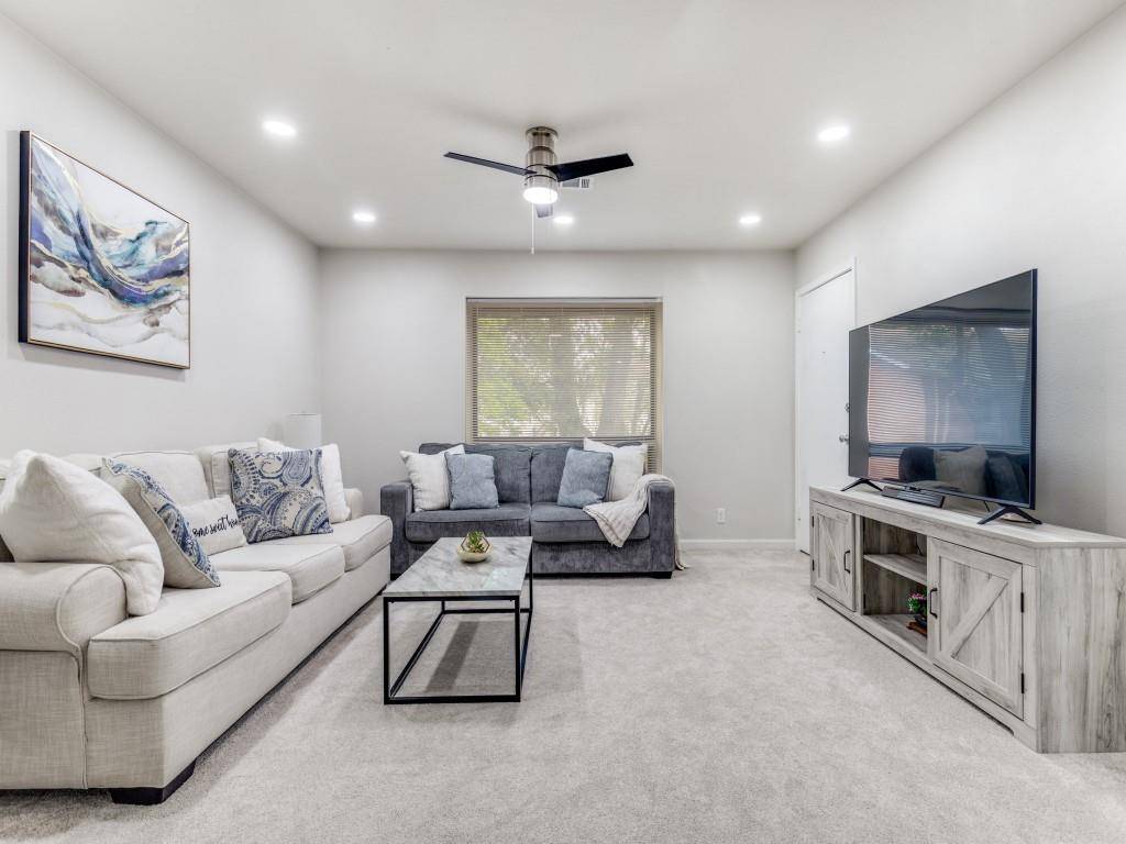 10017 Regal Park Lane #205, Dallas, TX 75230