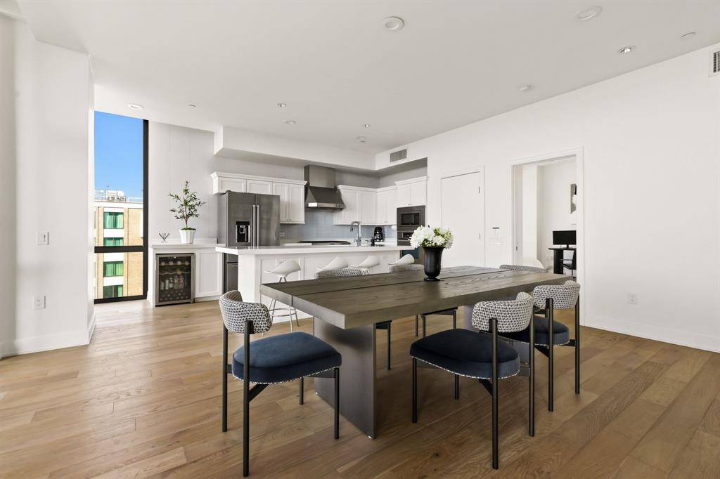 5656 N Central Expressway #801, Dallas, TX 75206