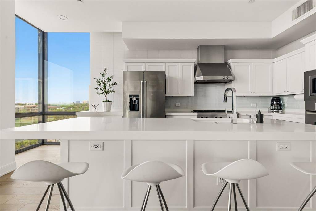 5656 N Central Expressway #801, Dallas, TX 75206