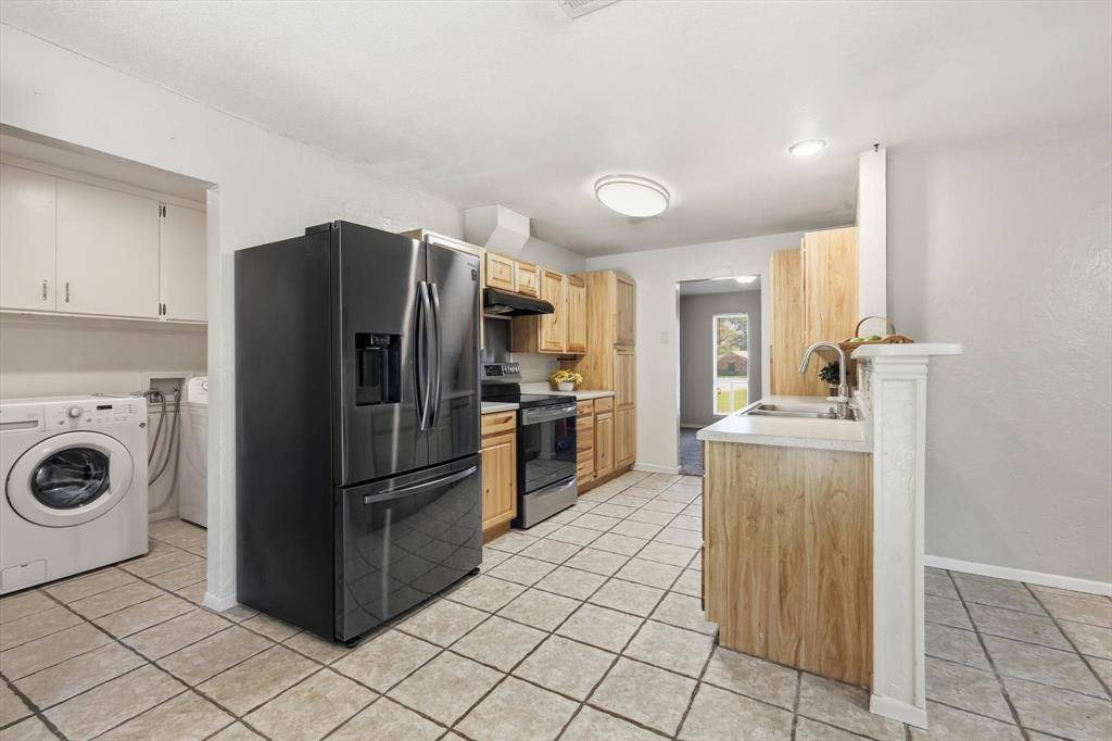 1119 W Westhill Drive, Cleburne, TX 76033