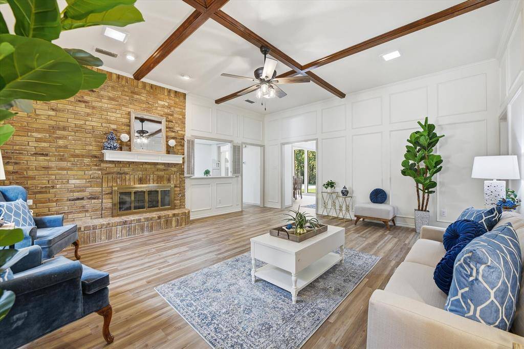 517 E Beady Road, Arlington, TX 76006