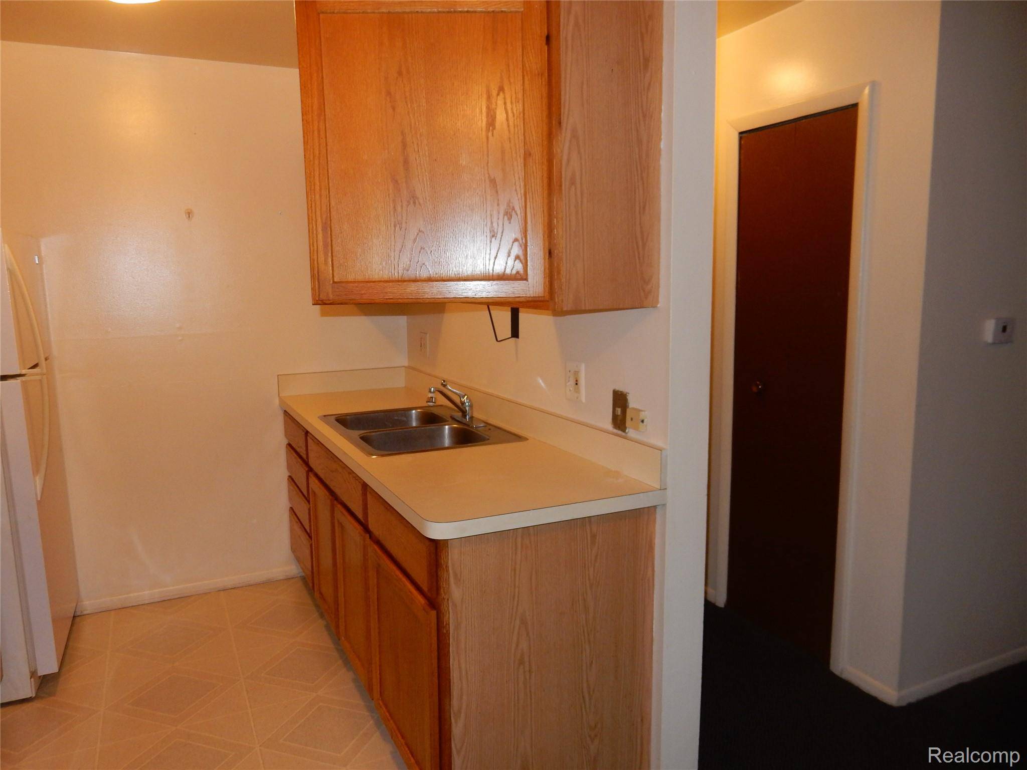 150 ARCOLA ST #3, Inkster, MI 48141