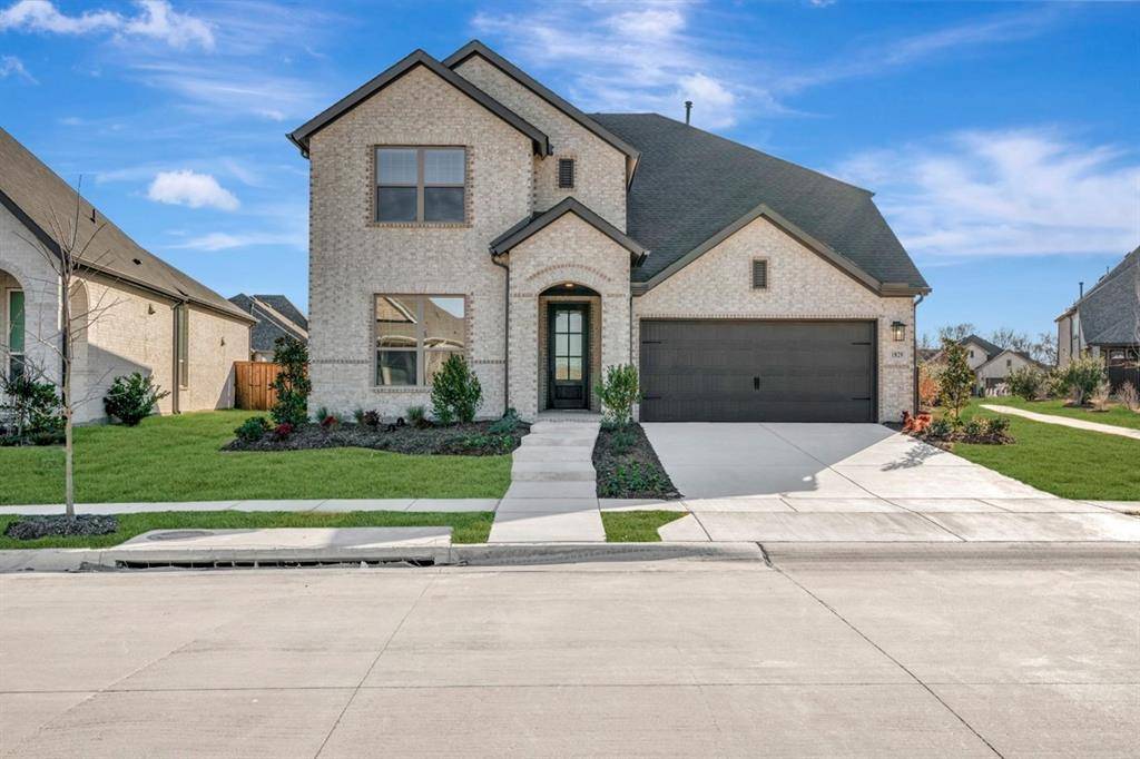 1829 Finn Avenue, Van Alstyne, TX 75495