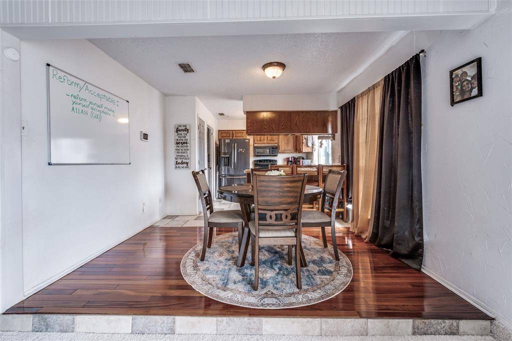 2116 Holt Road, Arlington, TX 76006