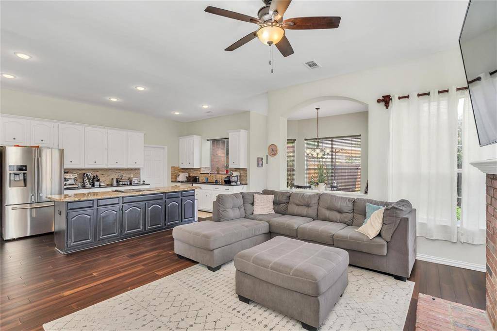 1905 Switzerland Avenue, Plano, TX 75025