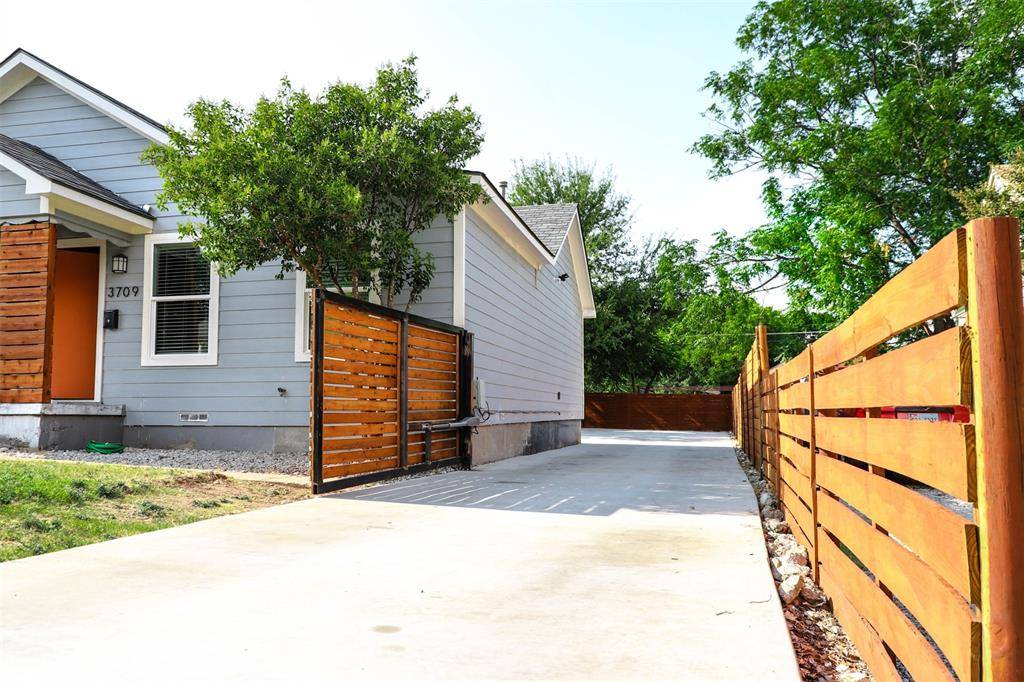 3709 Mount Royal Street, Dallas, TX 75211