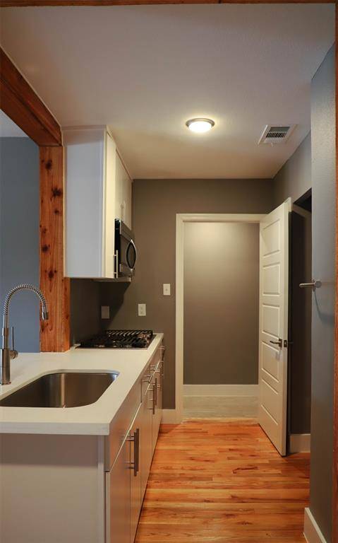 3709 Mount Royal Street, Dallas, TX 75211