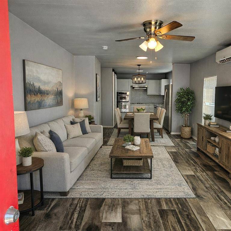 2826 Alaska Avenue, Dallas, TX 75216