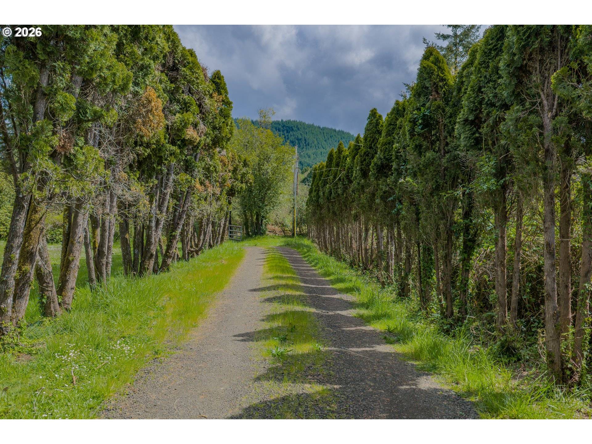 60192 FAIRVIEW RD, Coquille, OR 97423