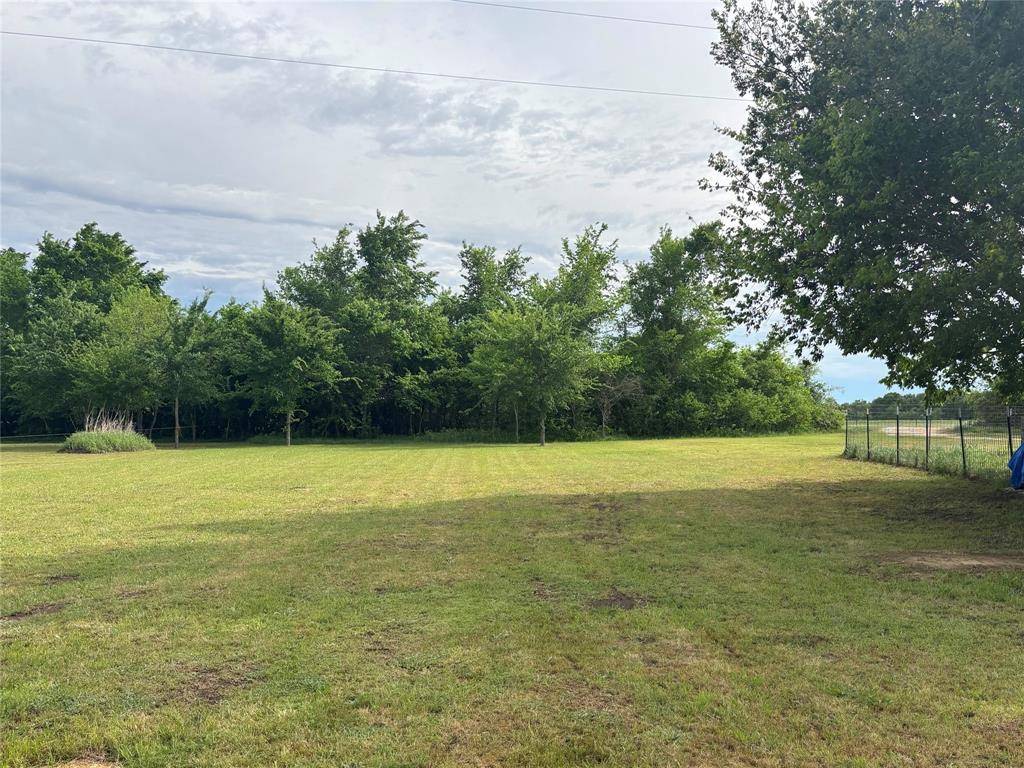 253 Lcr 432, Mexia, TX 76667