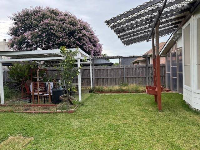 6922 Field Lark Drive, Arlington, TX 76002