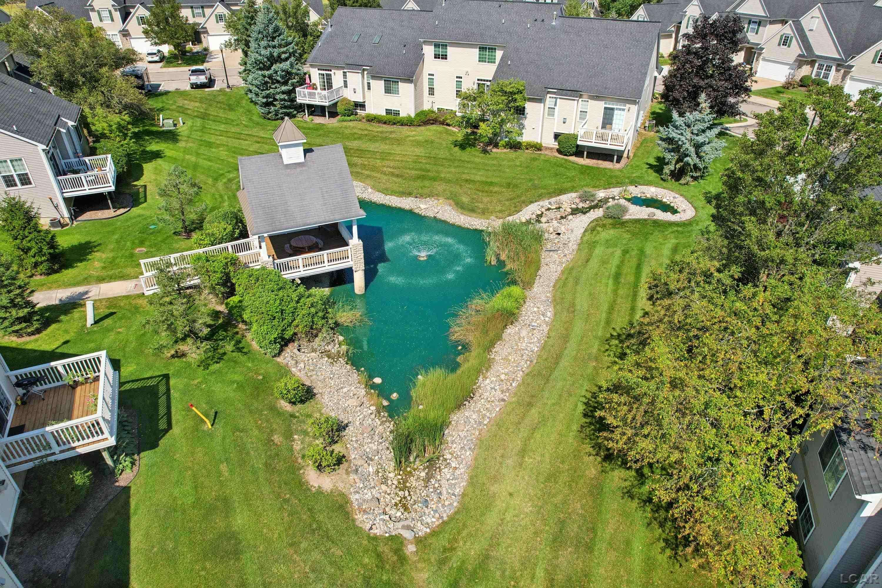 112 Burwyck Park DR, Saline, MI 48176