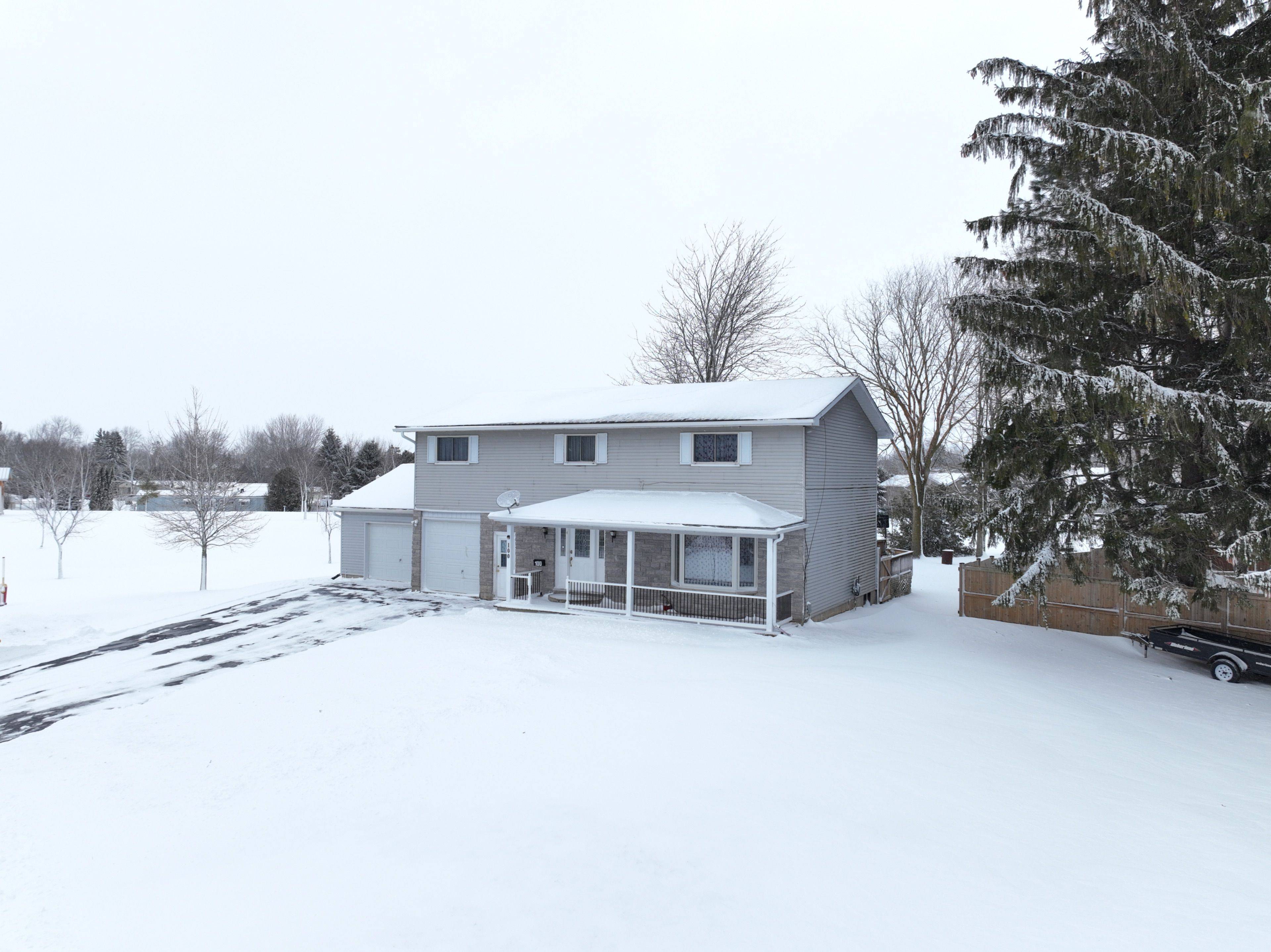 100 Arthur ST, Minto, ON N0G 2P0