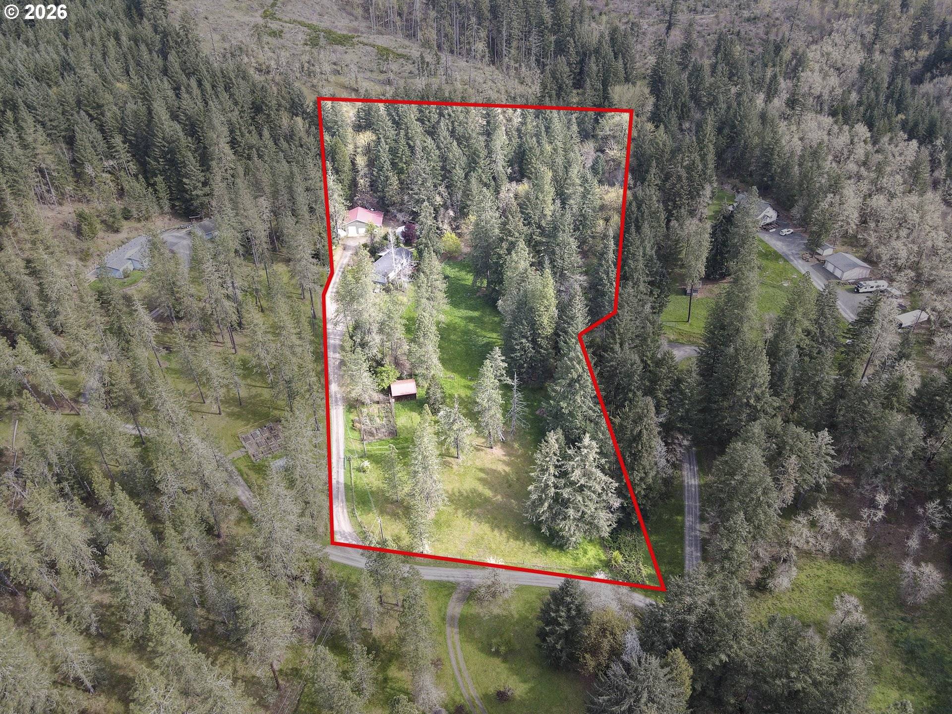 777 DEER VALLEY LN, Cottage Grove, OR 97424