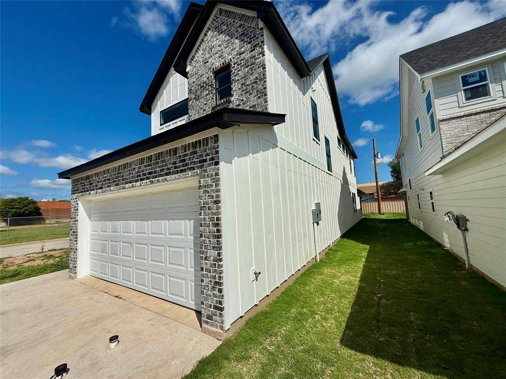 216 SW 13th Street, Mineral Wells, TX 76067