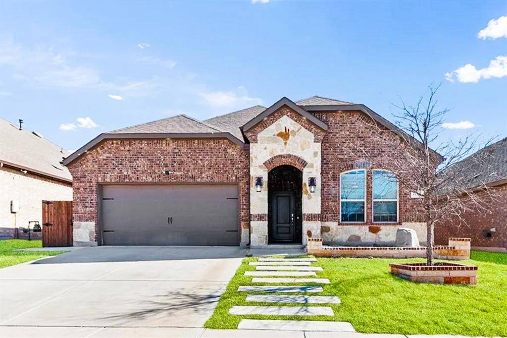 11324 Blaze Street, Aubrey, TX 76227