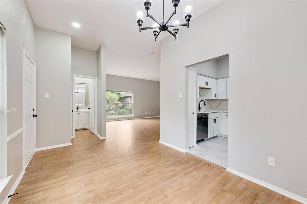 10406 High Hollows Drive #226, Dallas, TX 75230